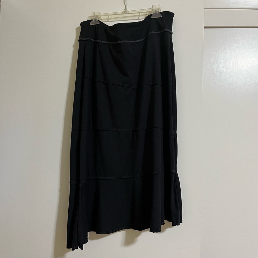 Athleta Black Asymmetrical Skirt, Size Medium/Tall